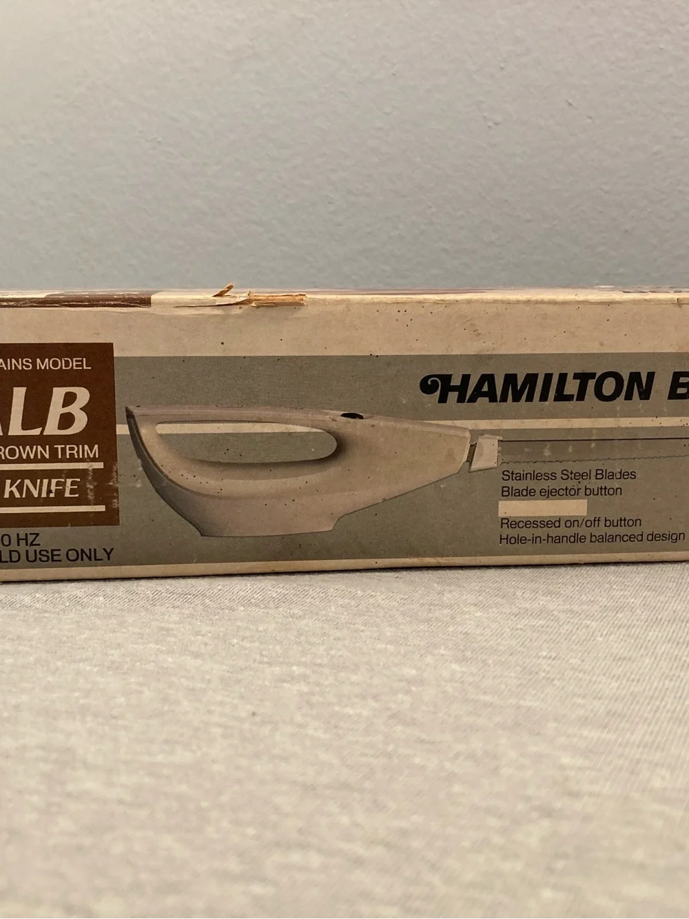 Hamilton Beach Almond and Brown Trim Electric Slicing Knife